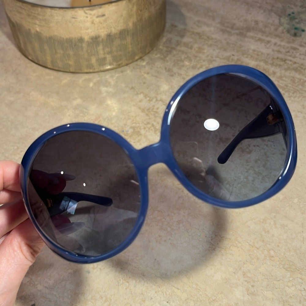 Navy Blue Yve Saint Laurent sunglasses